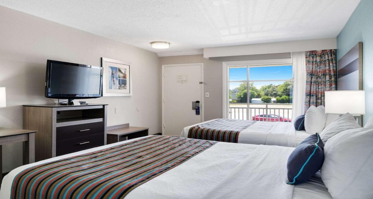 Best Western Plus Holiday Sands Inn & Suites Норфолк Екстериор снимка