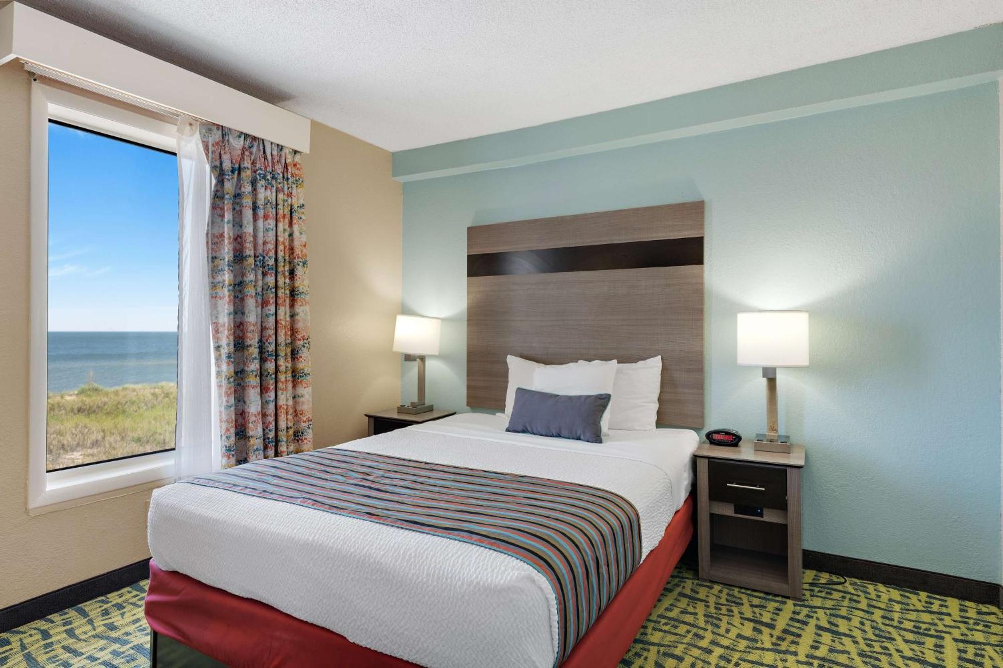 Best Western Plus Holiday Sands Inn & Suites Норфолк Екстериор снимка