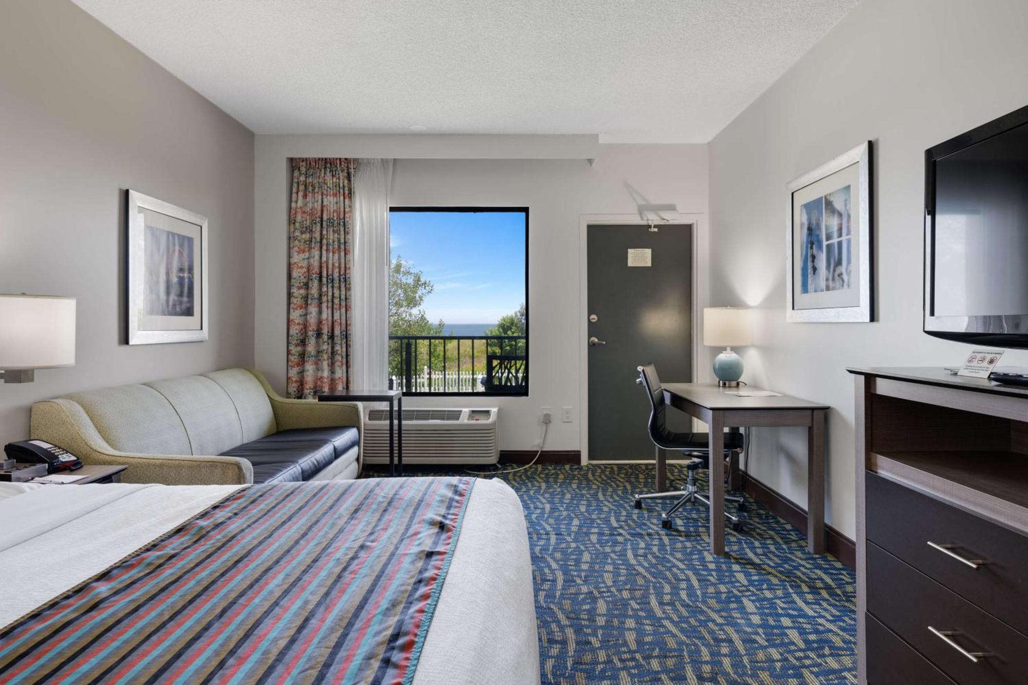 Best Western Plus Holiday Sands Inn & Suites Норфолк Екстериор снимка